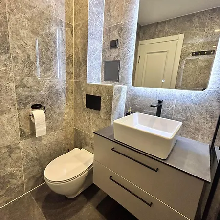 Spacious&stylish Center 2 Bedroom Apartament Połąga