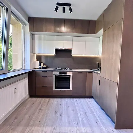 Spacious&stylish Center 2 Bedroom *