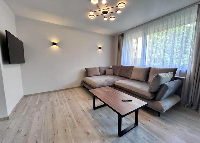 Daire Spacious&stylish Center 2 Bedroom