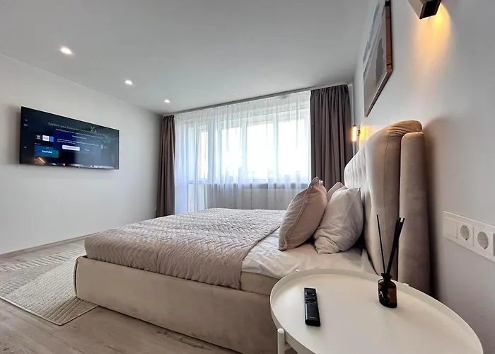 Spacious&stylish Center 2 Bedroom Daire *